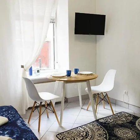 Apartment Cozy Near The High Castle